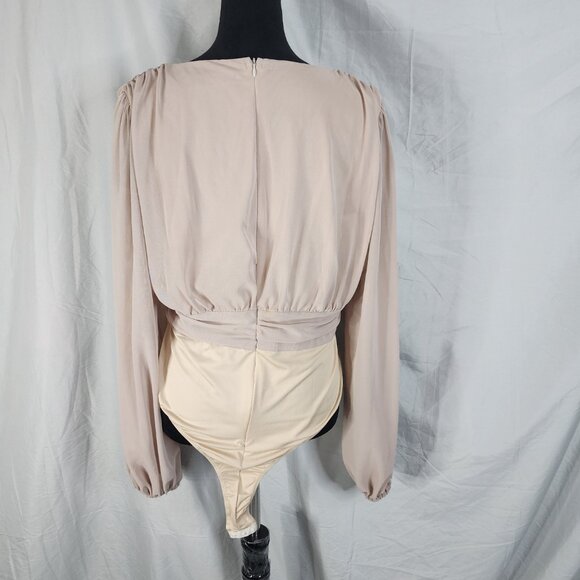 PRETTYLITTLETHING Size 12 Deep Plunge Ruched Long‎ Sleeve Mesh Snap Bodysuit - Picture 4 of 12